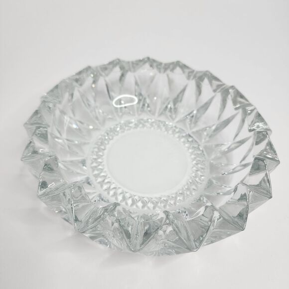Kig‎ Indonesia Cigar Ashtray Clear Glass - Picture 1 of 10